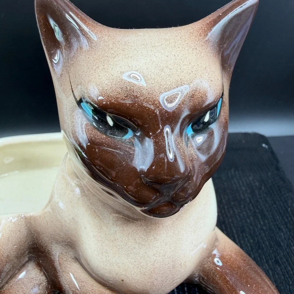 Vintage Siamese Cat Ceramic Planter Blue Eyes Mid Century Modern Figurine 9.5